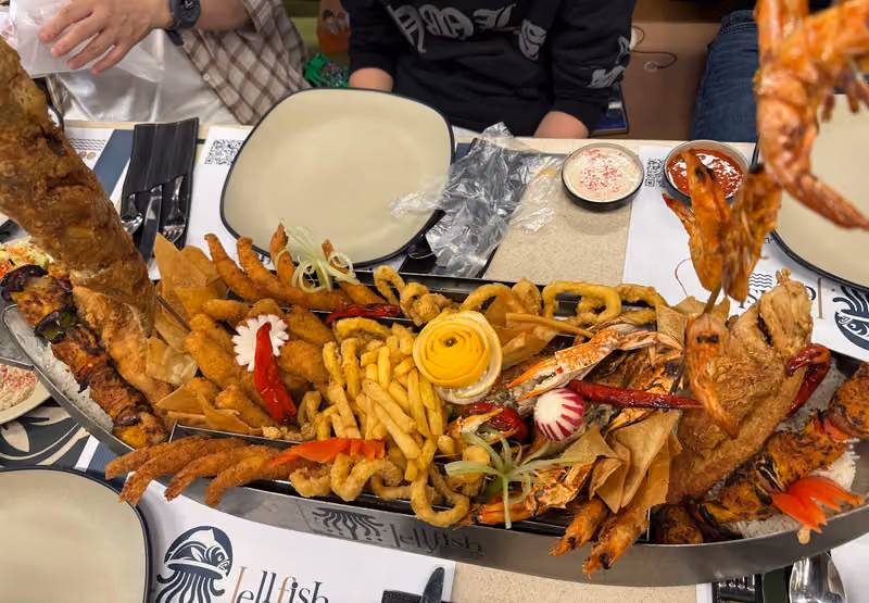 مطعم أسماك جيلي فيش - JellyFish Restaurant