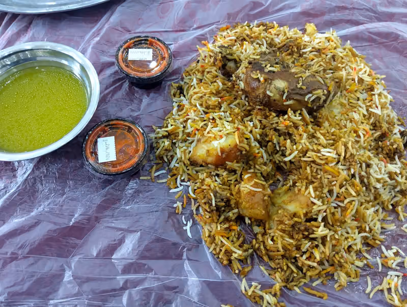 مطعم أسوار مأرب اللأكلات الشعبية