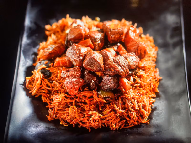 مطعم عيال بحر (بحر عشرين) للمأكولات البحرية
