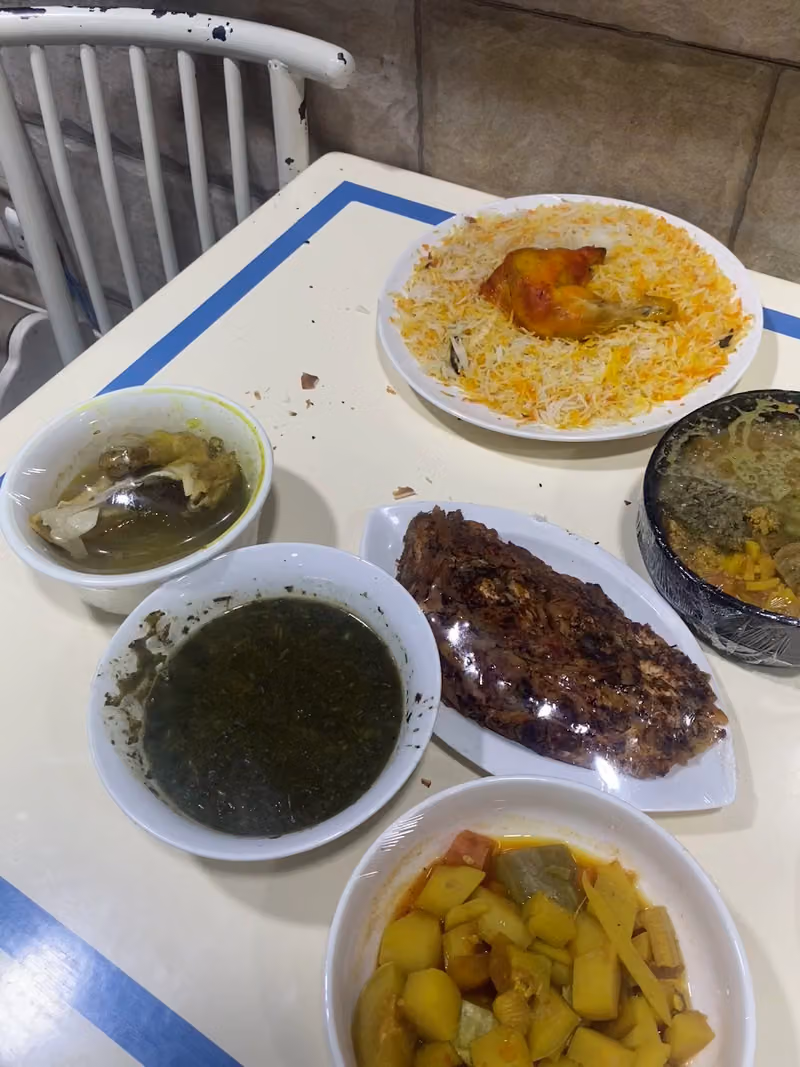 مطعم باجل للأكلات الشعبية