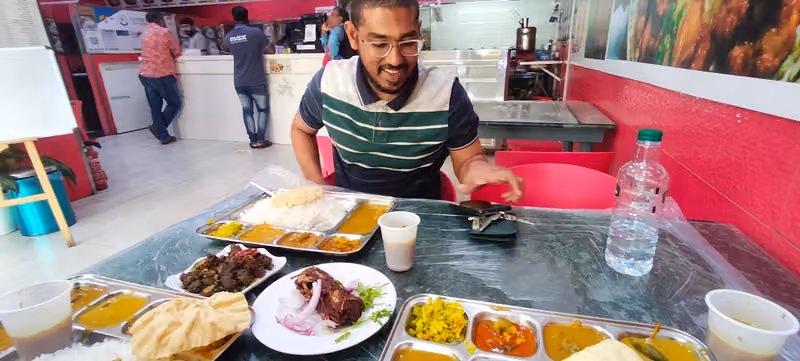 Fatheera Restaurant مطعم بهارات الهند