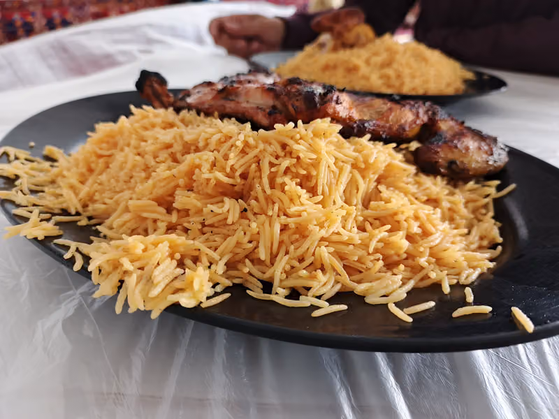 مطعم بخارى
