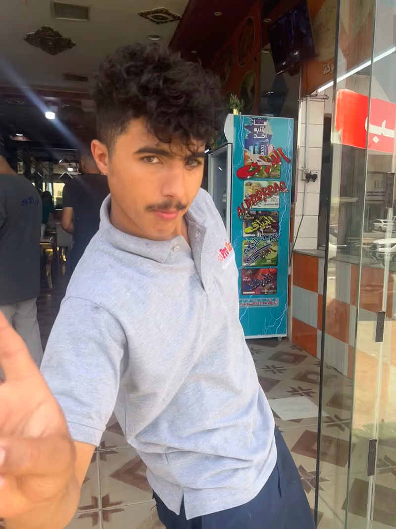 مطعم بخاري