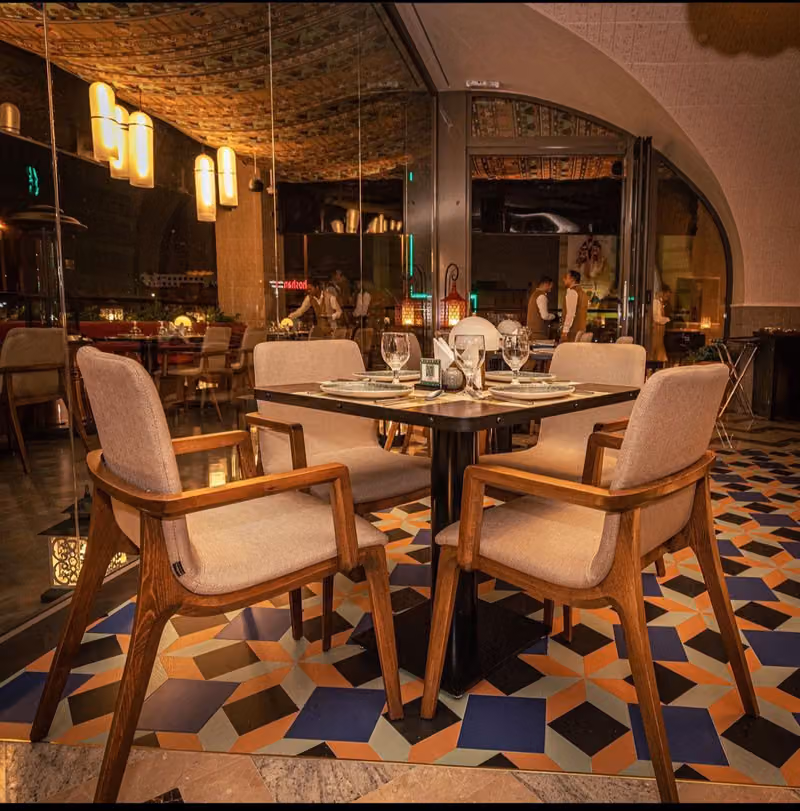 مطعم بلكونة ٩٩