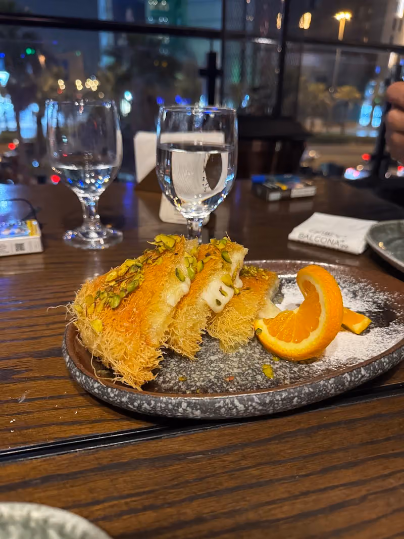مطعم بلكونة ٩٩