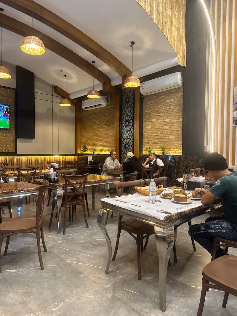 مطعم بيت الحمام