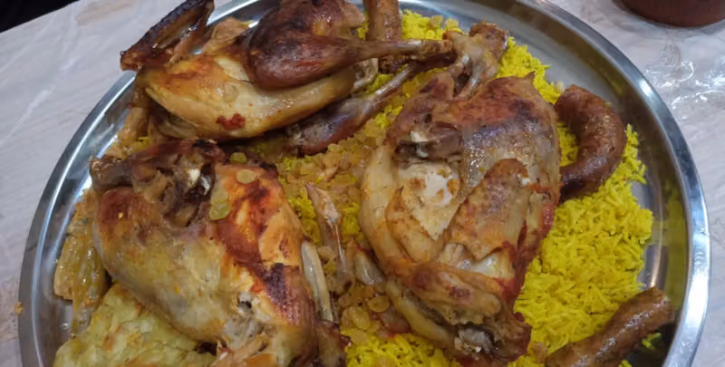 مطعم بيت الحمام