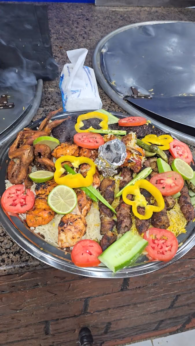 مطعم بيت المدار للاكلات الباكستانية