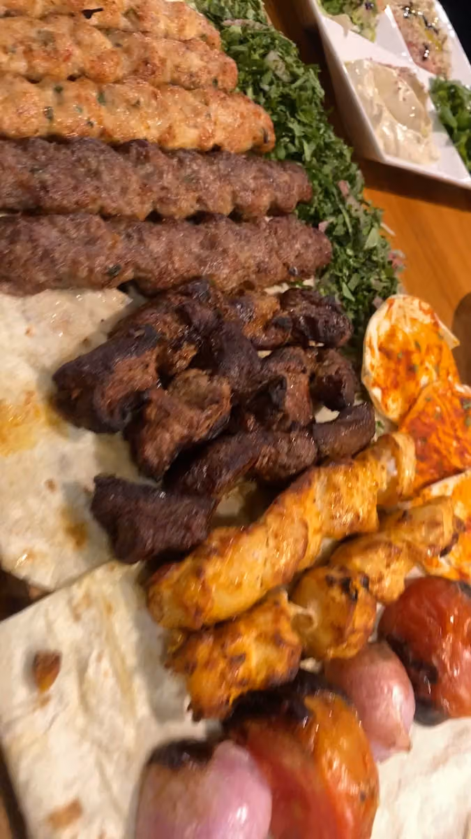 مطعم بيوت الشام اليرموك