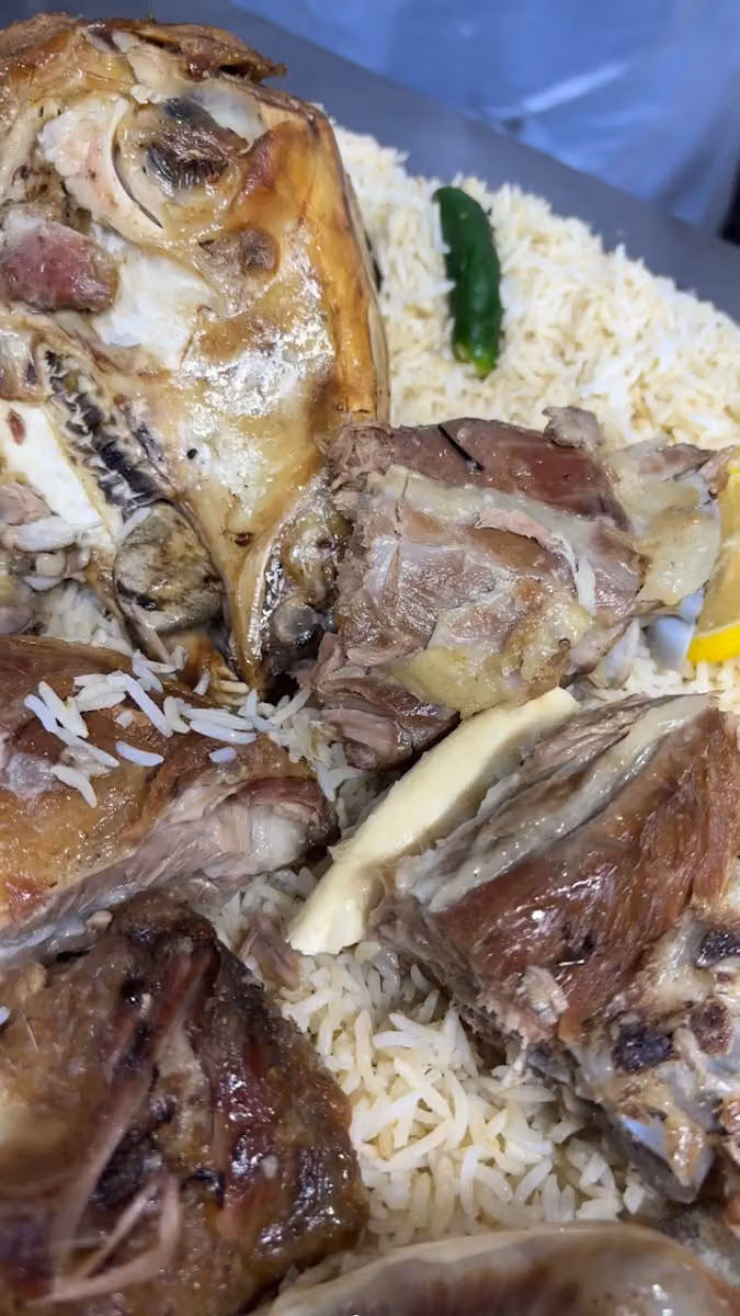 مطعم ذوق الجاهز