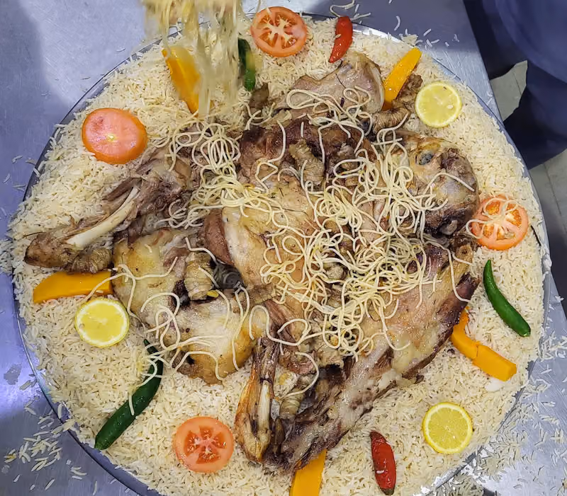 مطعم ذوق الجاهز