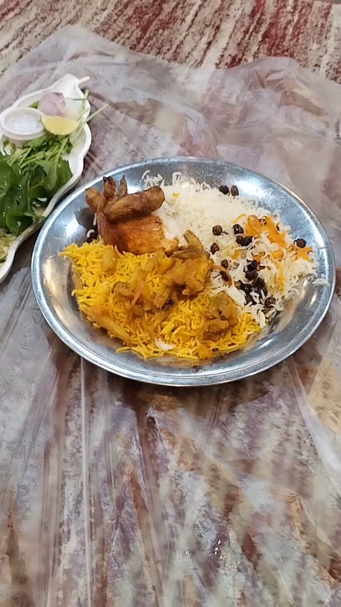 مطعم ذوق الرياض البخاري