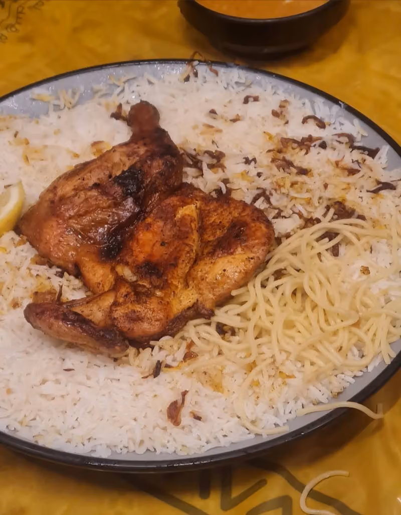 مطعم ديرتي