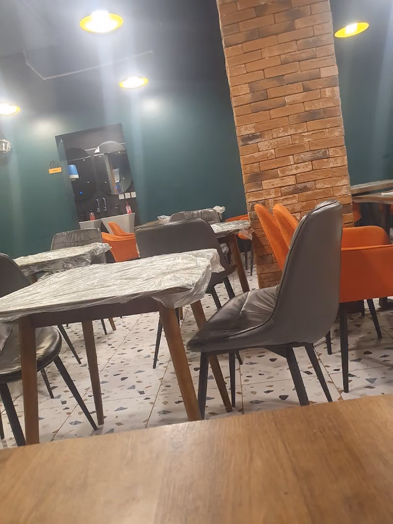 مطعم فرن و تنور للأكلات الشعبية