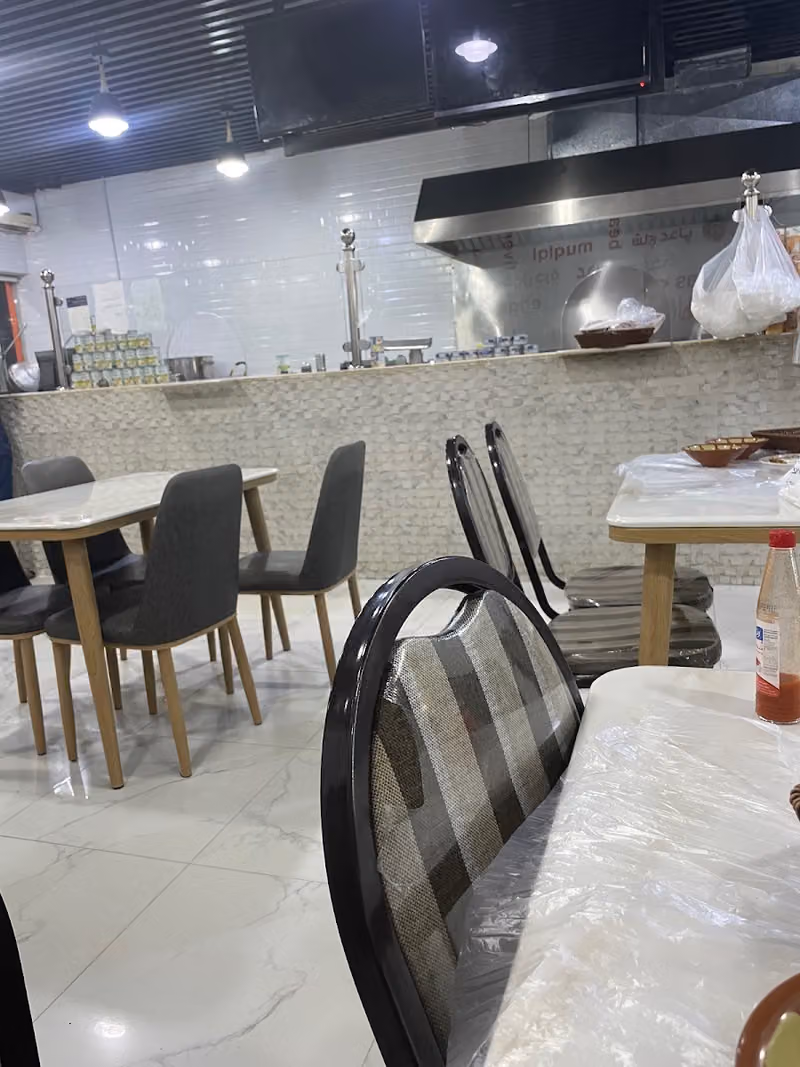 مطعم هضبة الطائف للأكلات الشعبية