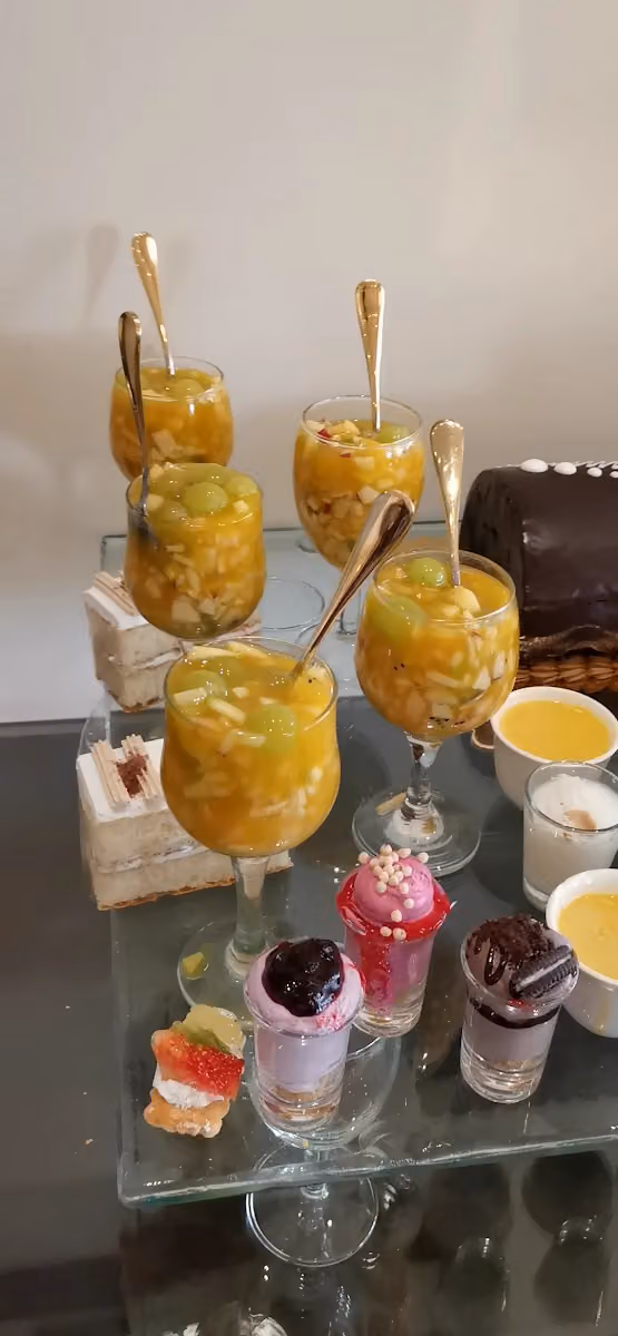 مطعم حفلات خارجيه وبوفيه مفتوح وكوفى بريك
