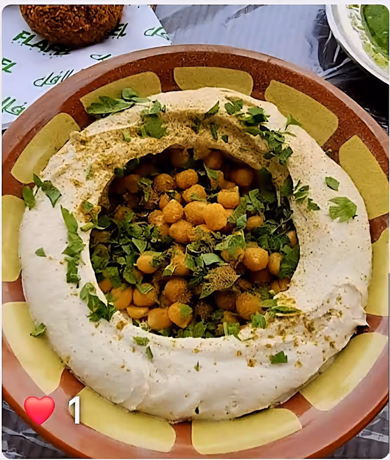 مطعم حمص أصل النقاء اليافاوي