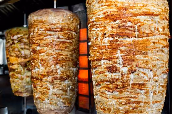 شاورما حسن مطعم حسن