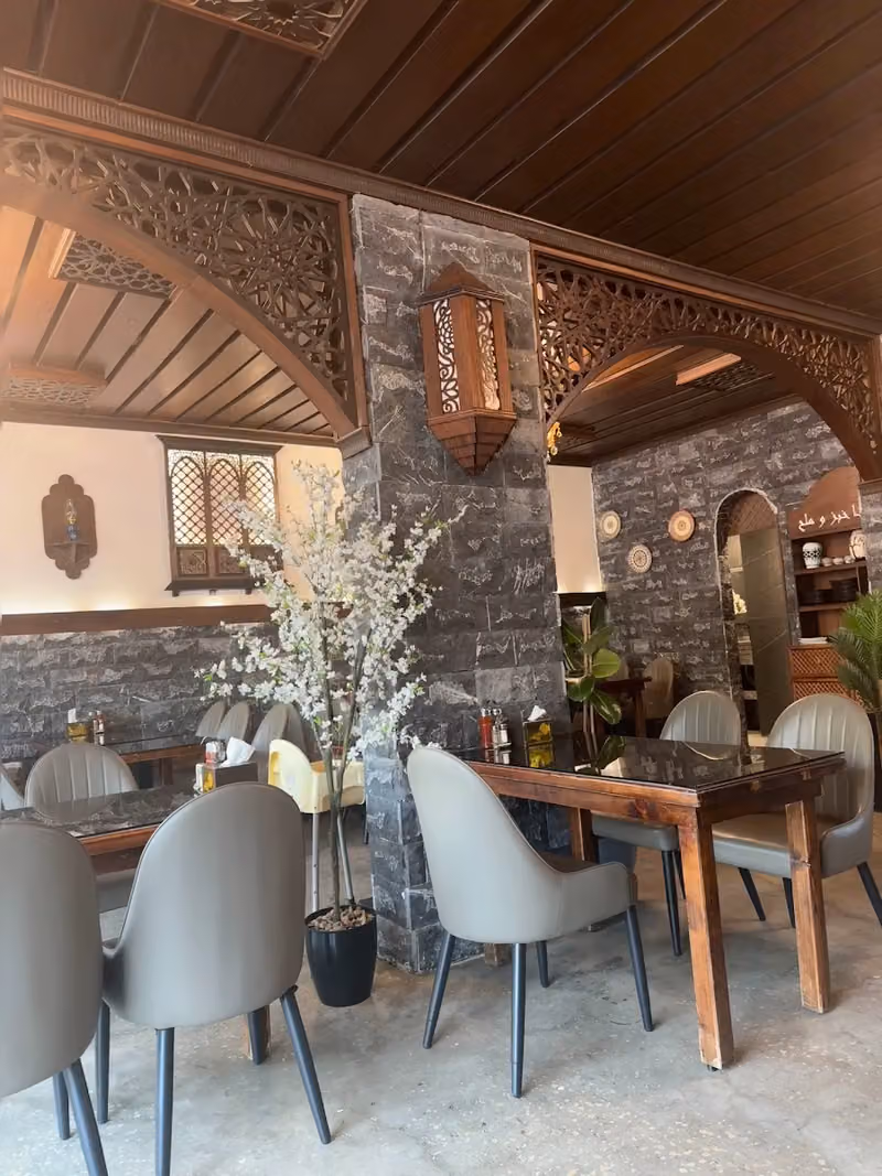 مطعم جدو شاكر