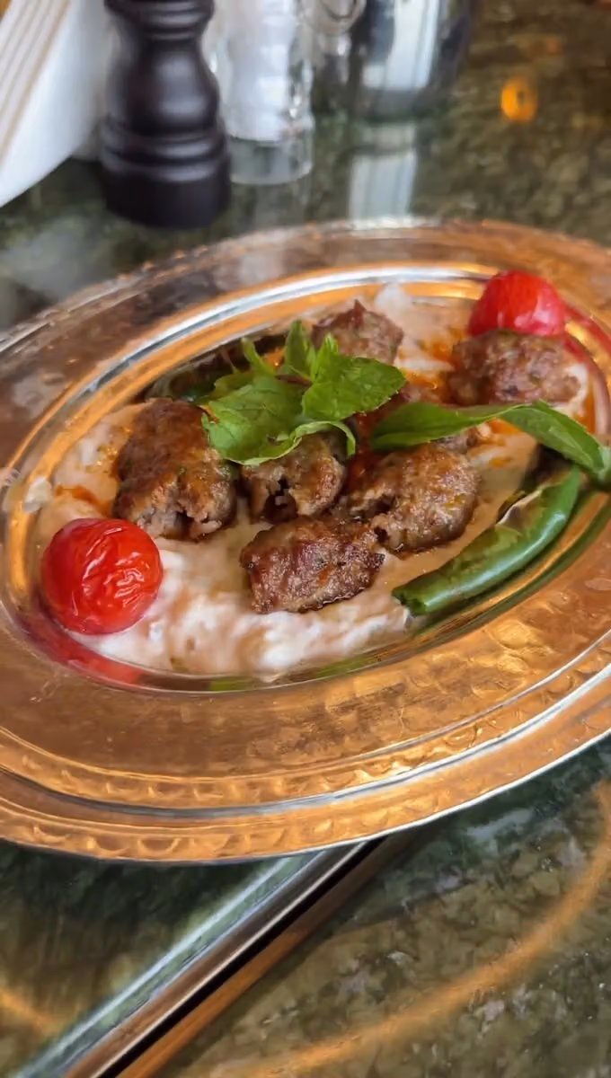 مطعم جونايدن