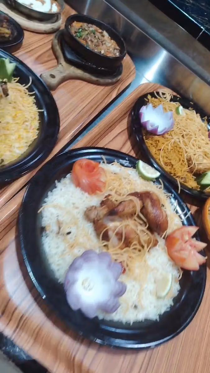 مطعم كرم الشعبيات