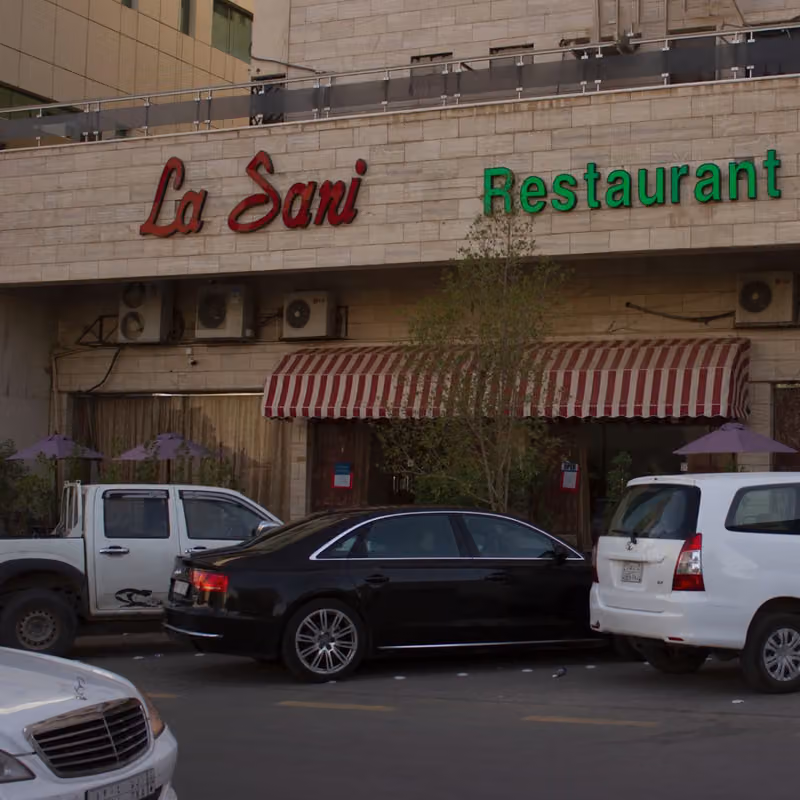 La Sani Resturaunt