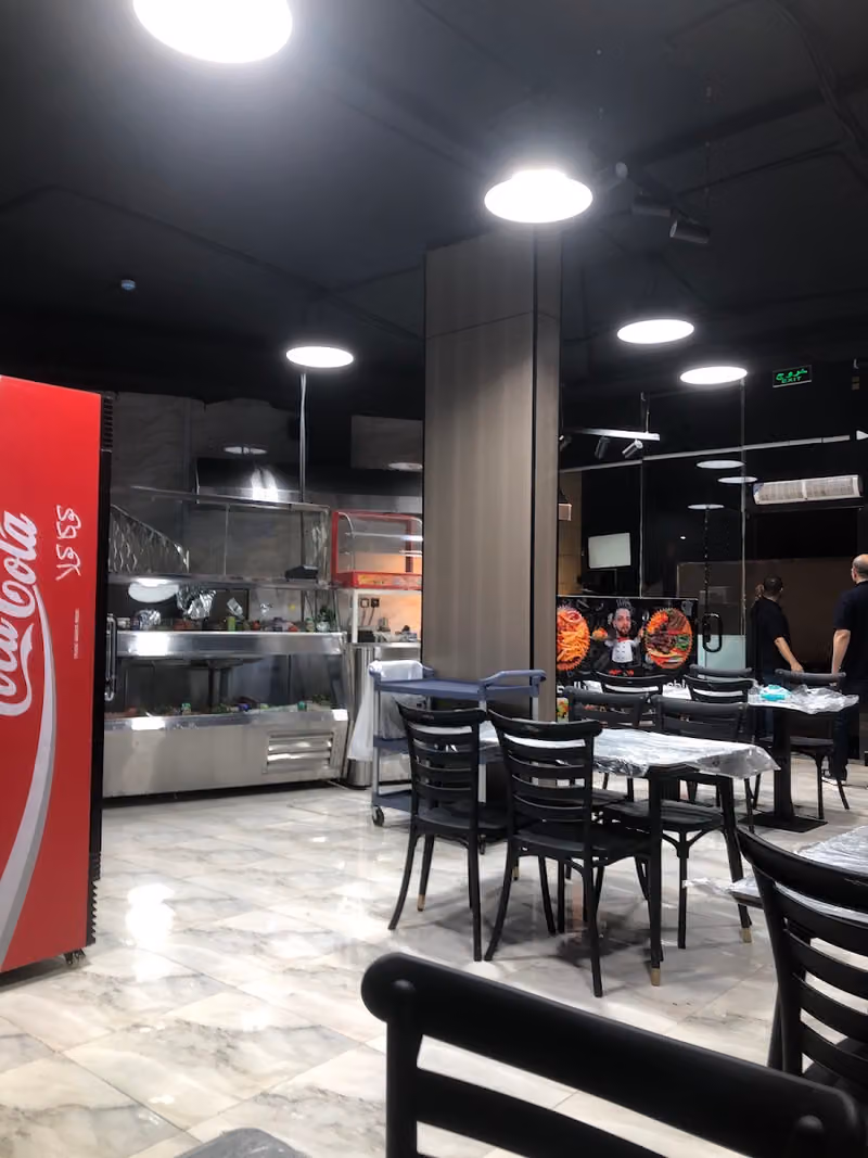 مطعم لهيب العرب