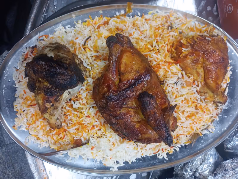 مطعم للأكلات الشعبية