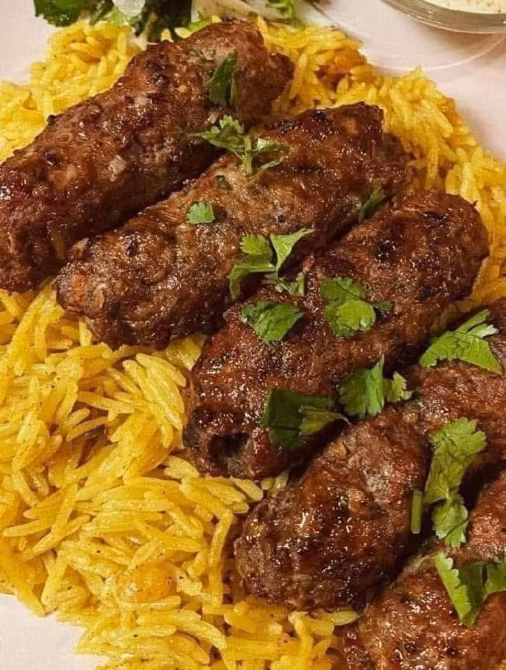 مطعم لمه القاهرة 2للأكلات المصريه