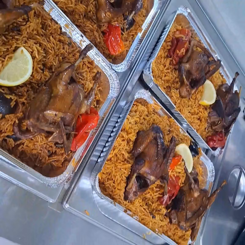 مطعم مضغوط الأولين