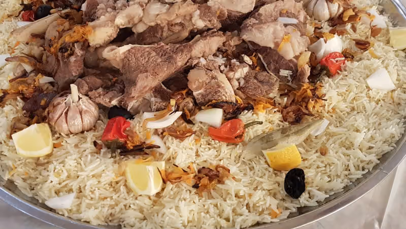 مطعم مضغوط الأولين