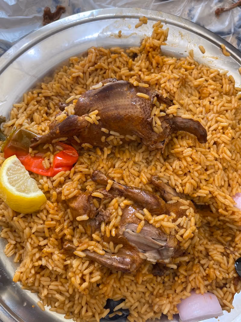 مطعم مضغوط الأولين