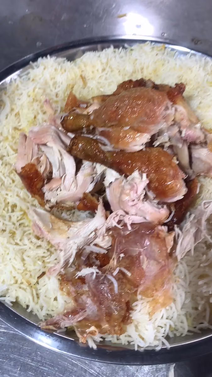 مطعم مضغوط بساتين الرياحين