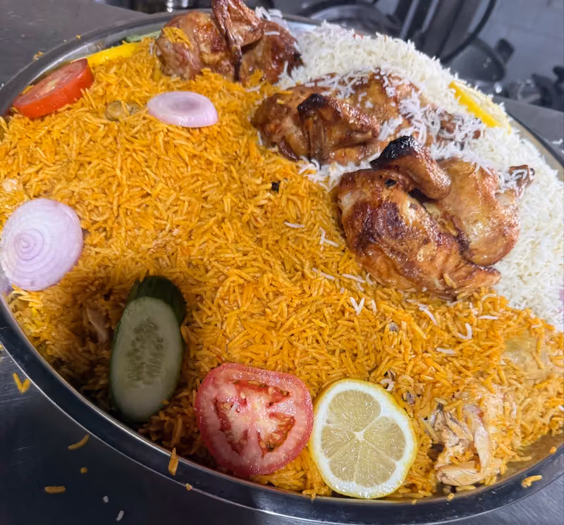 مطعم مضغوط بساتين الرياحين