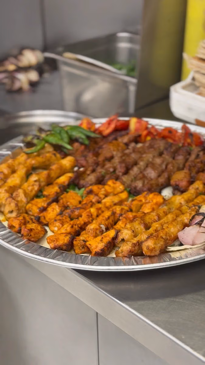 مطعم مذاق النواعير