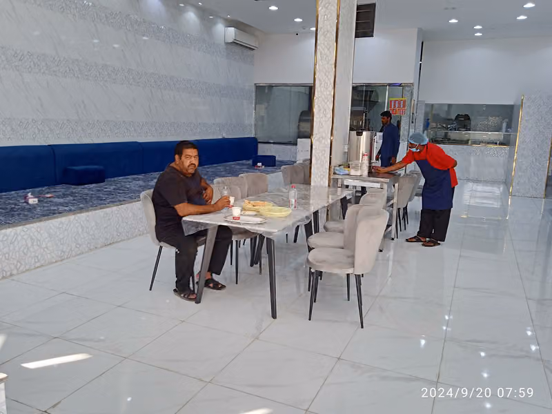 مطعم مذاق الرمال البخاري