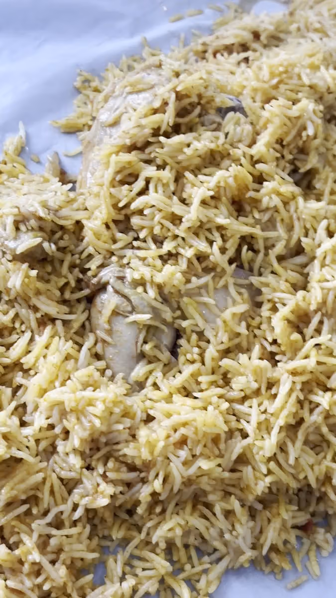 مطعم مجبوس جازلي حي النظيم