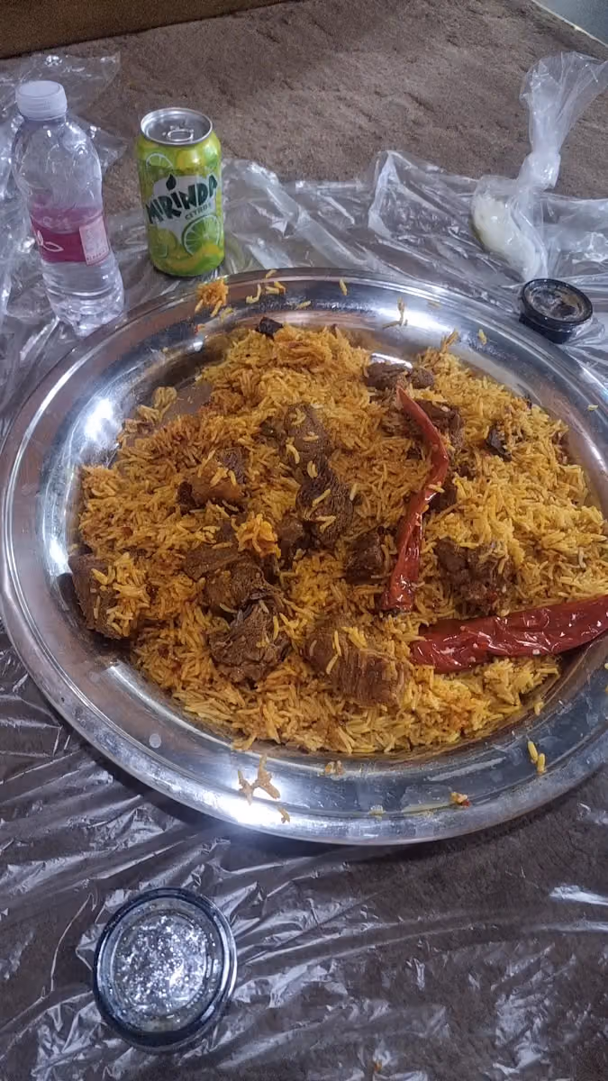 مطعم مكبوس الفريج