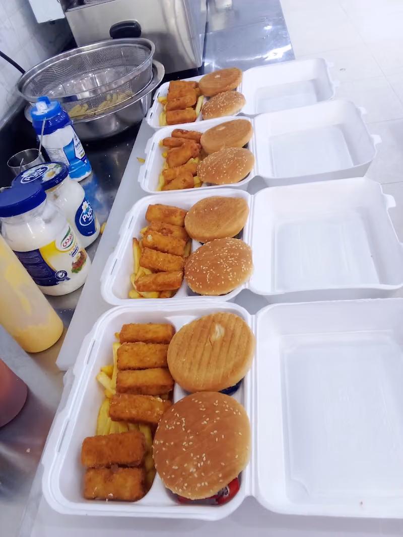 مطعم ممر ٣