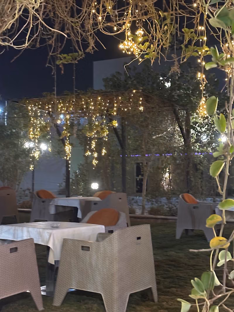 مطعم منتزه ملتقى الضيافة فرع الرياض