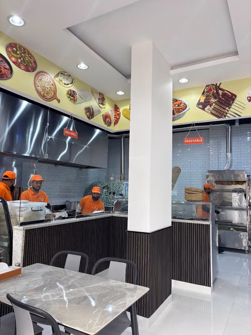 مطعم مشاوي الضيعة Turkish Restaurant