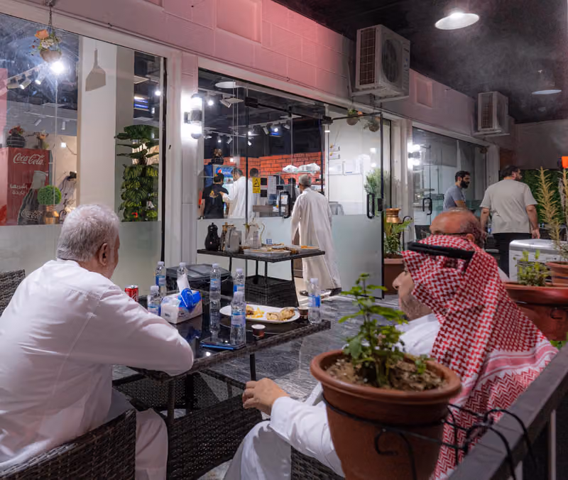 مطعم مشويات علوش