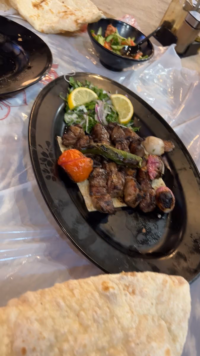 مطعم مشويات ورد