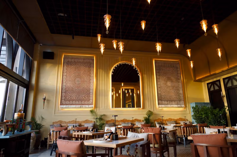 مطعم مولو