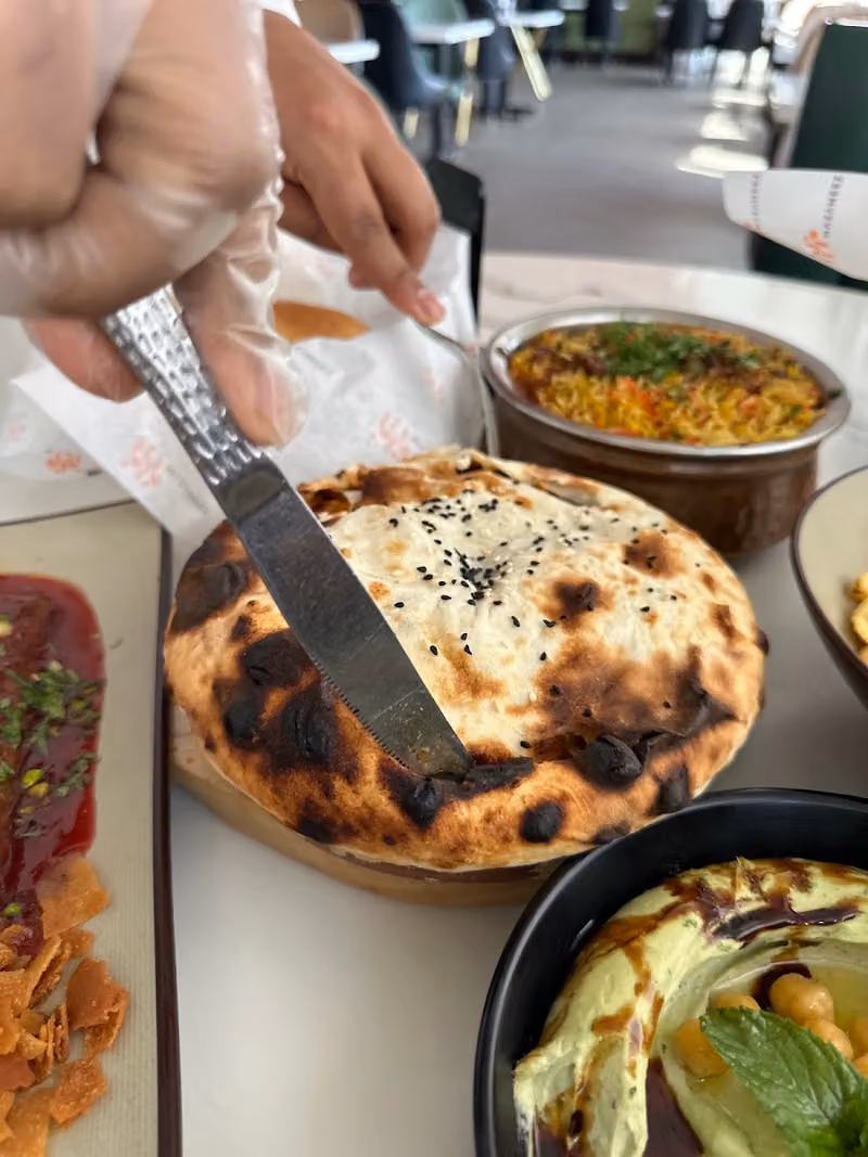 مطعم مزاميز