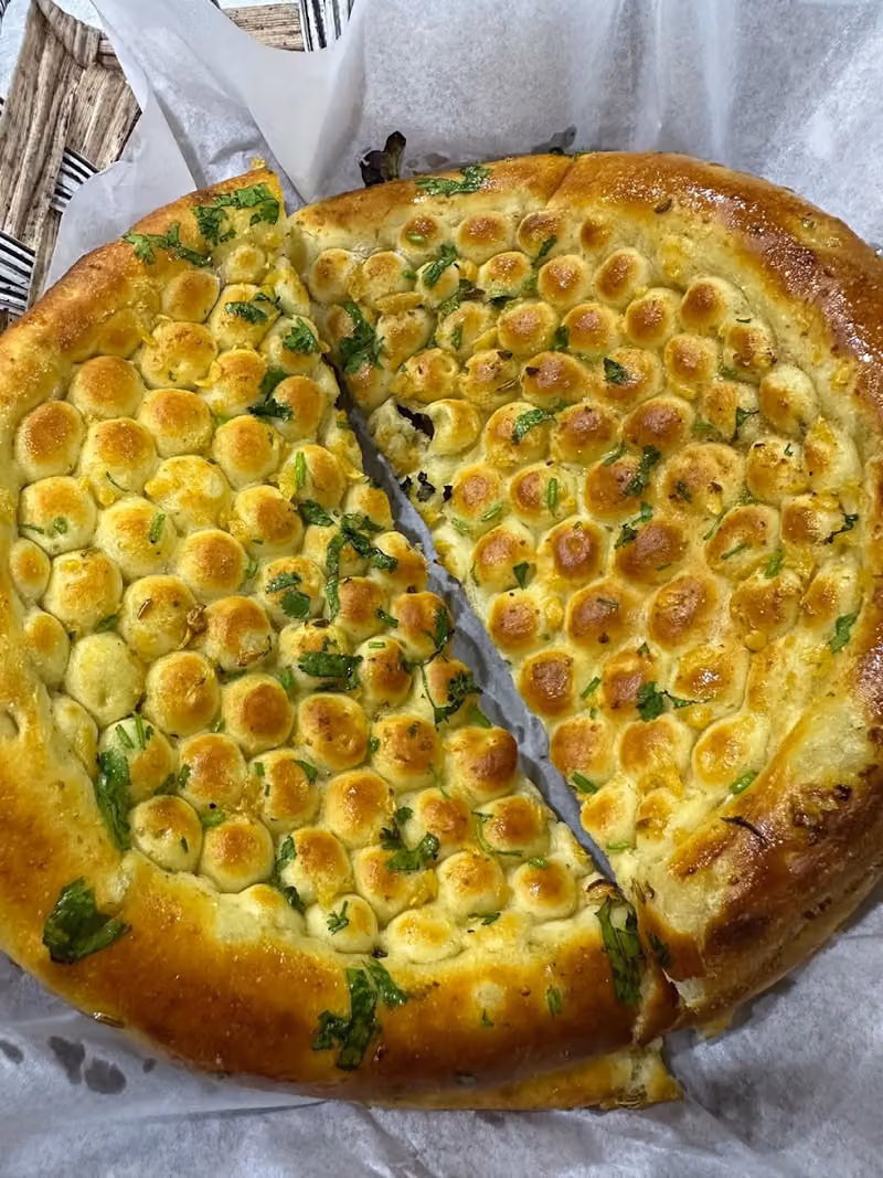 مطعم نقطة الطعام