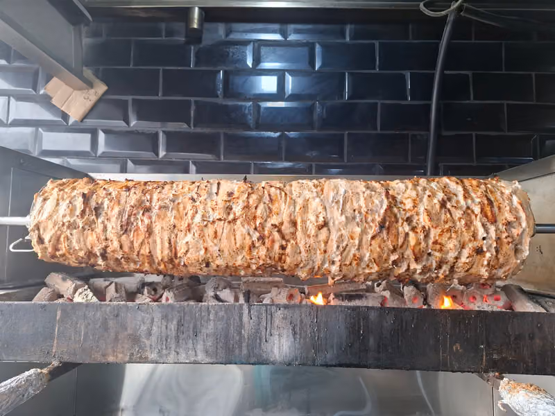 مطعم نسمات الشلال