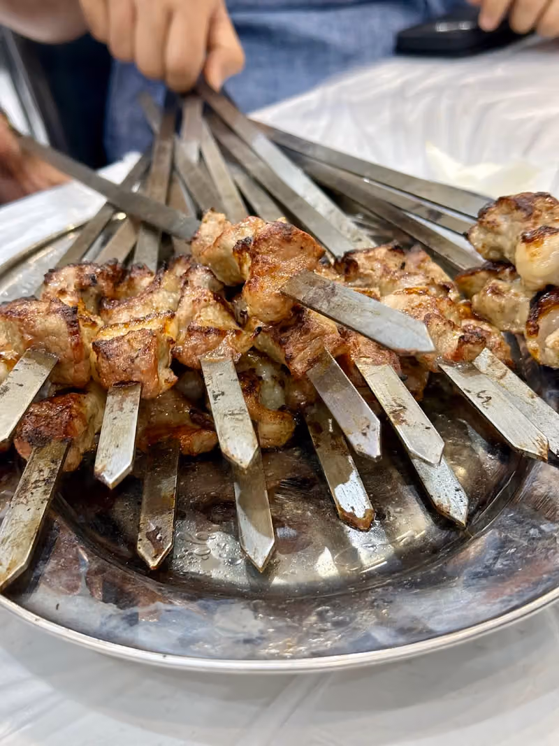 مطعم نور هرات