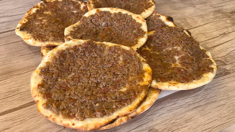 مطعم قلمون للفطائر والبيتزا