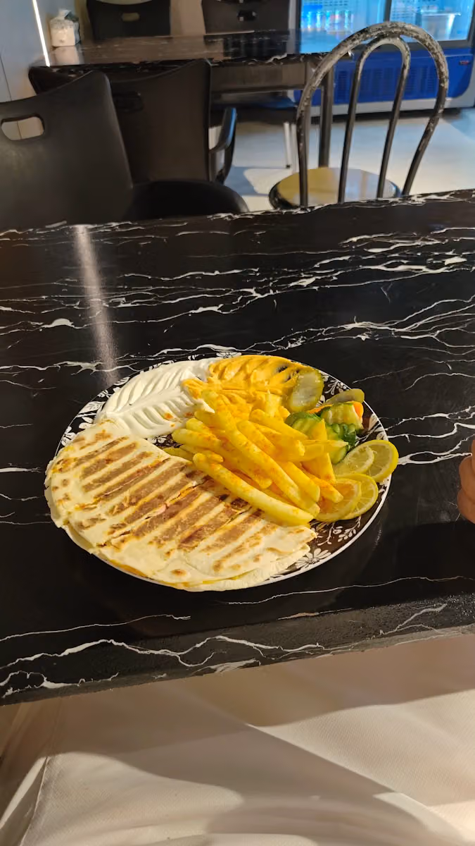 مطعم قصة الشام